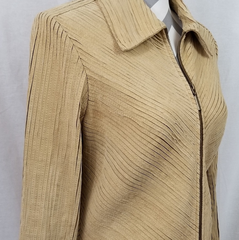 100% Leather Jacket 《Bamboo Traders》